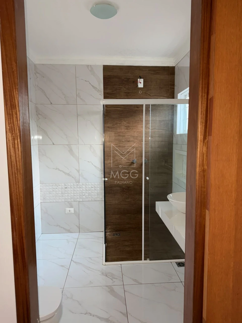 CASA JARDIM MILTON MENEZES - PRÓXIMO AV. ROBERT KOCH