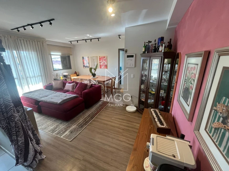 APARTAMENTO EDIFÍCIO CARMEL