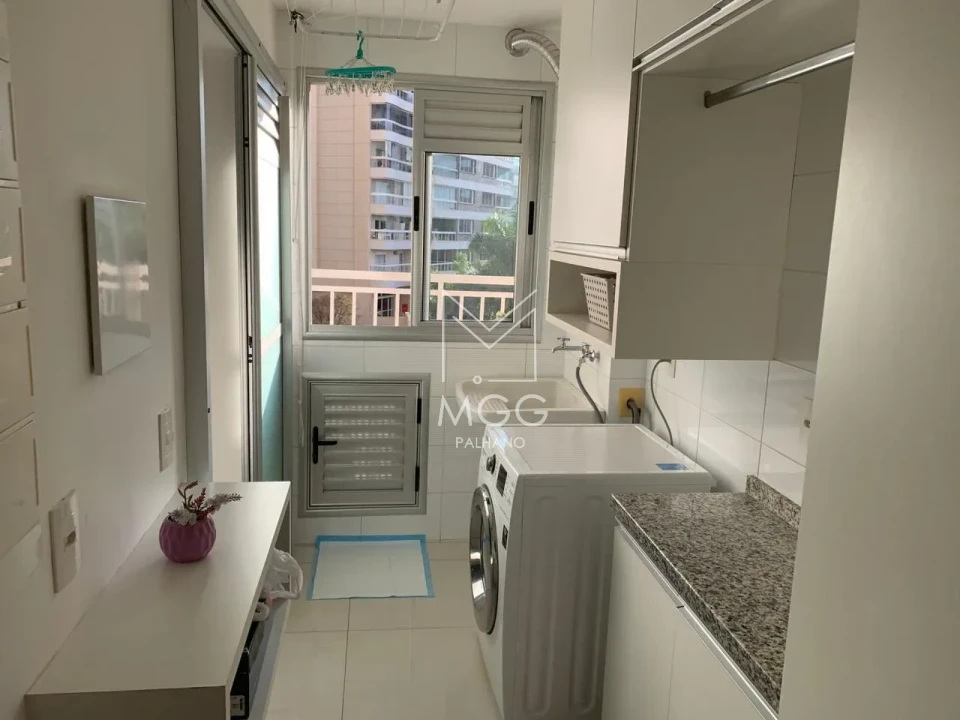 APARTAMENTO EDIFÍCIO FERNANDO PESSOA