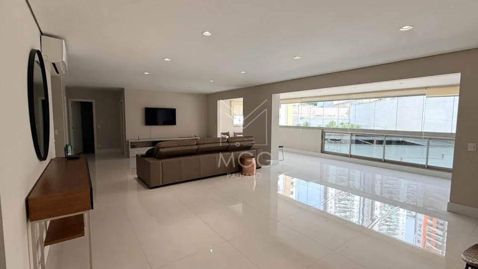 APARTAMENTO EDIFÍCIO GAUDI