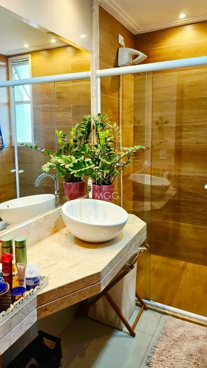 APARTAMENTO EDIFÍCIO FLORESTA NEGRA