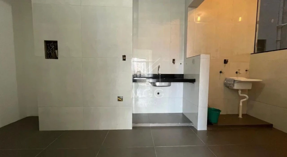 APARTAMENTO EDIFÍCIO TOKIO