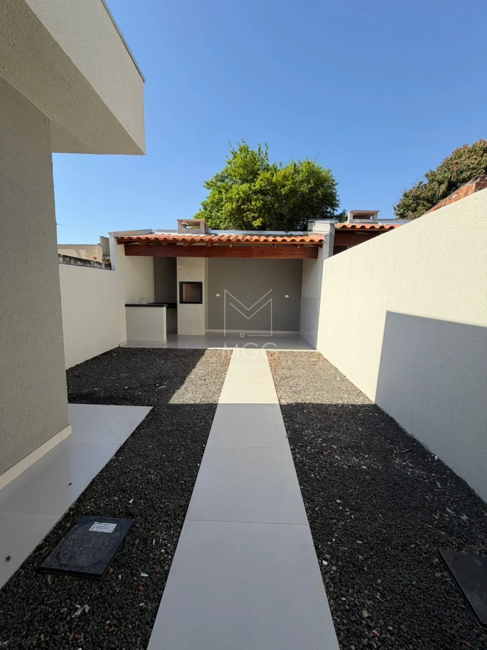CASA GEMINADA RESIDENCIAL MARIETA