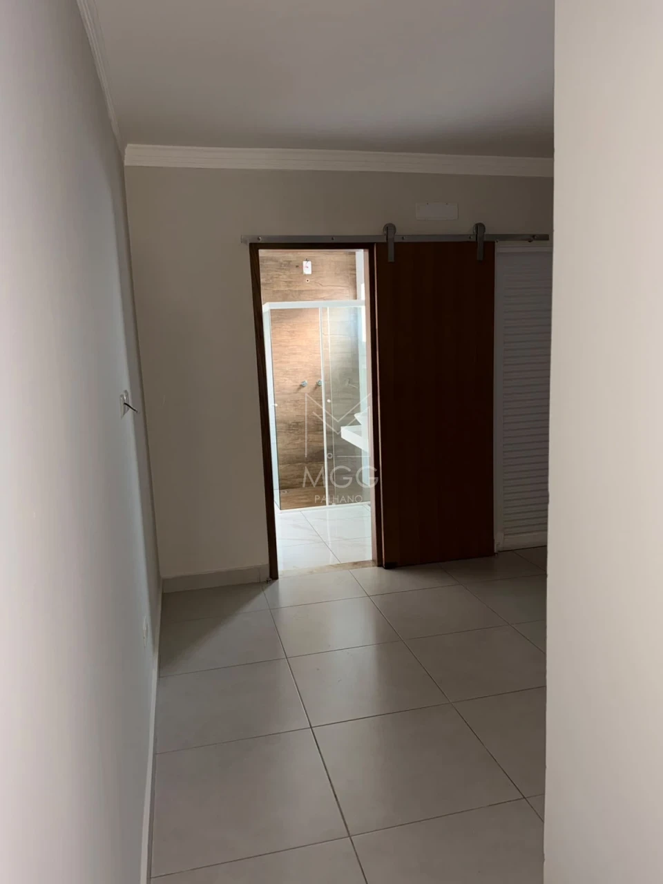 CASA JARDIM MILTON MENEZES - PRÓXIMO AV. ROBERT KOCH