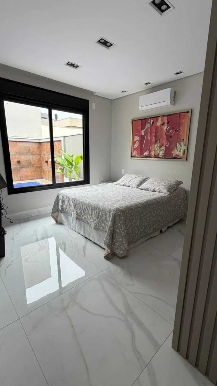 CASA CONDOMÍNIO BELLEVIE