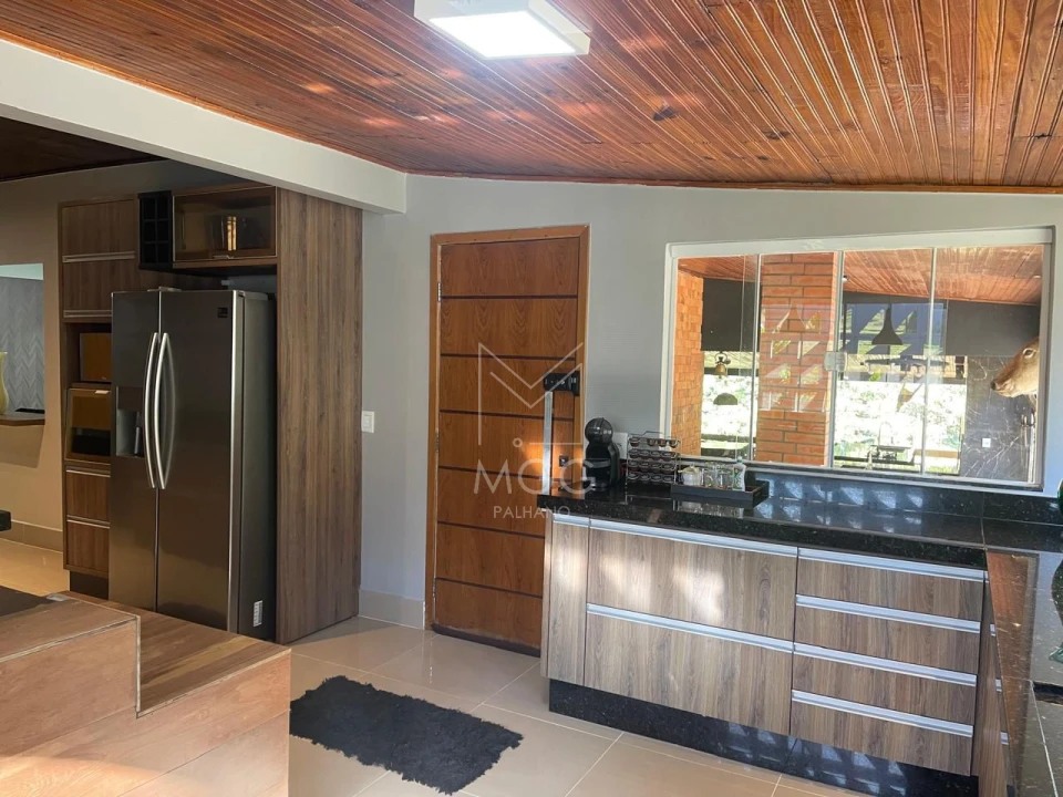 Haras próximo a pista em rolândia