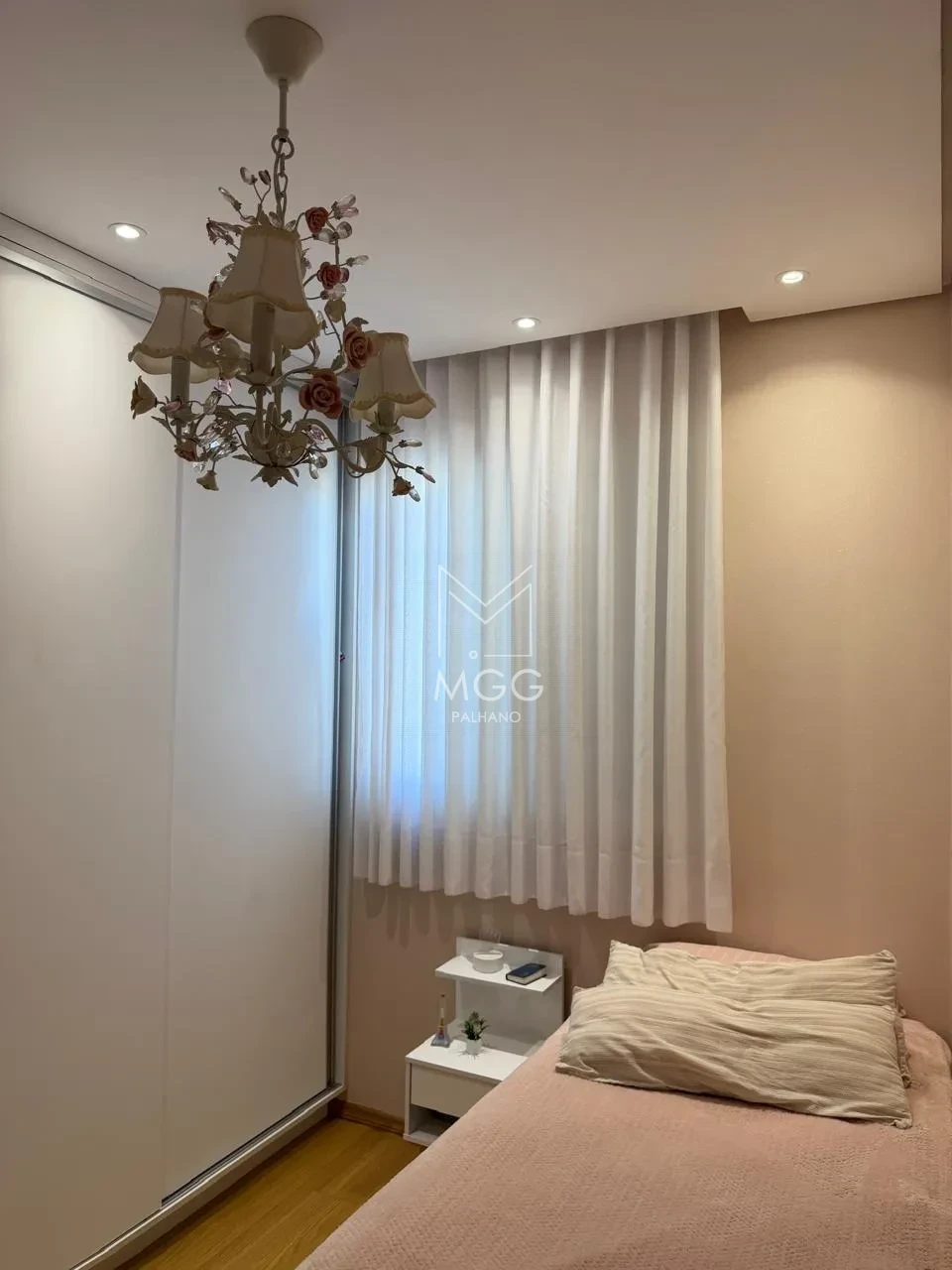 APARTAMENTO EDIFÍCIO TORRES INGLATERRA