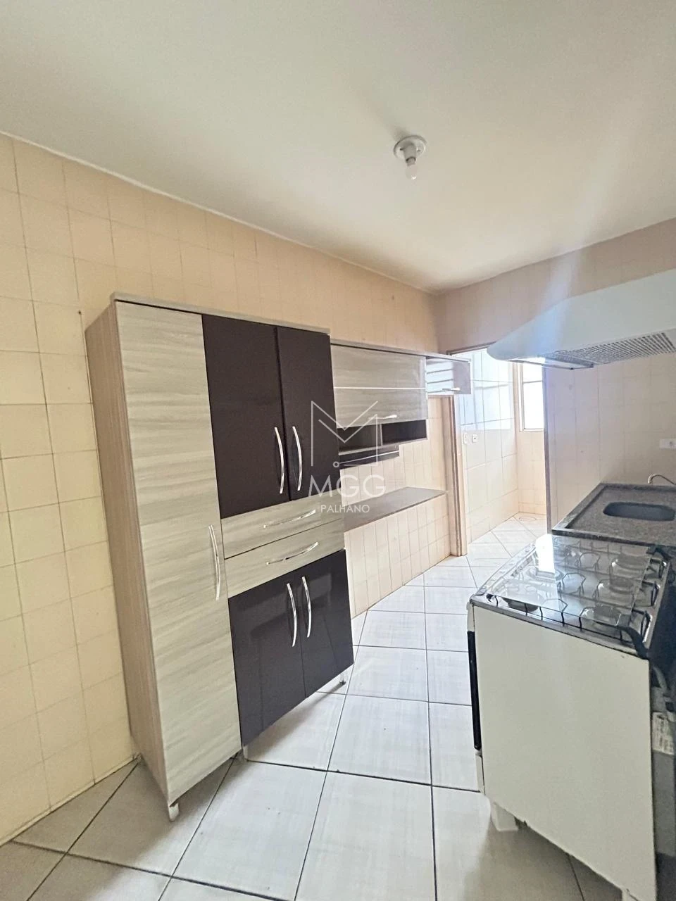 APARTAMENTO EDIFÍCIO CAVIÚNA
