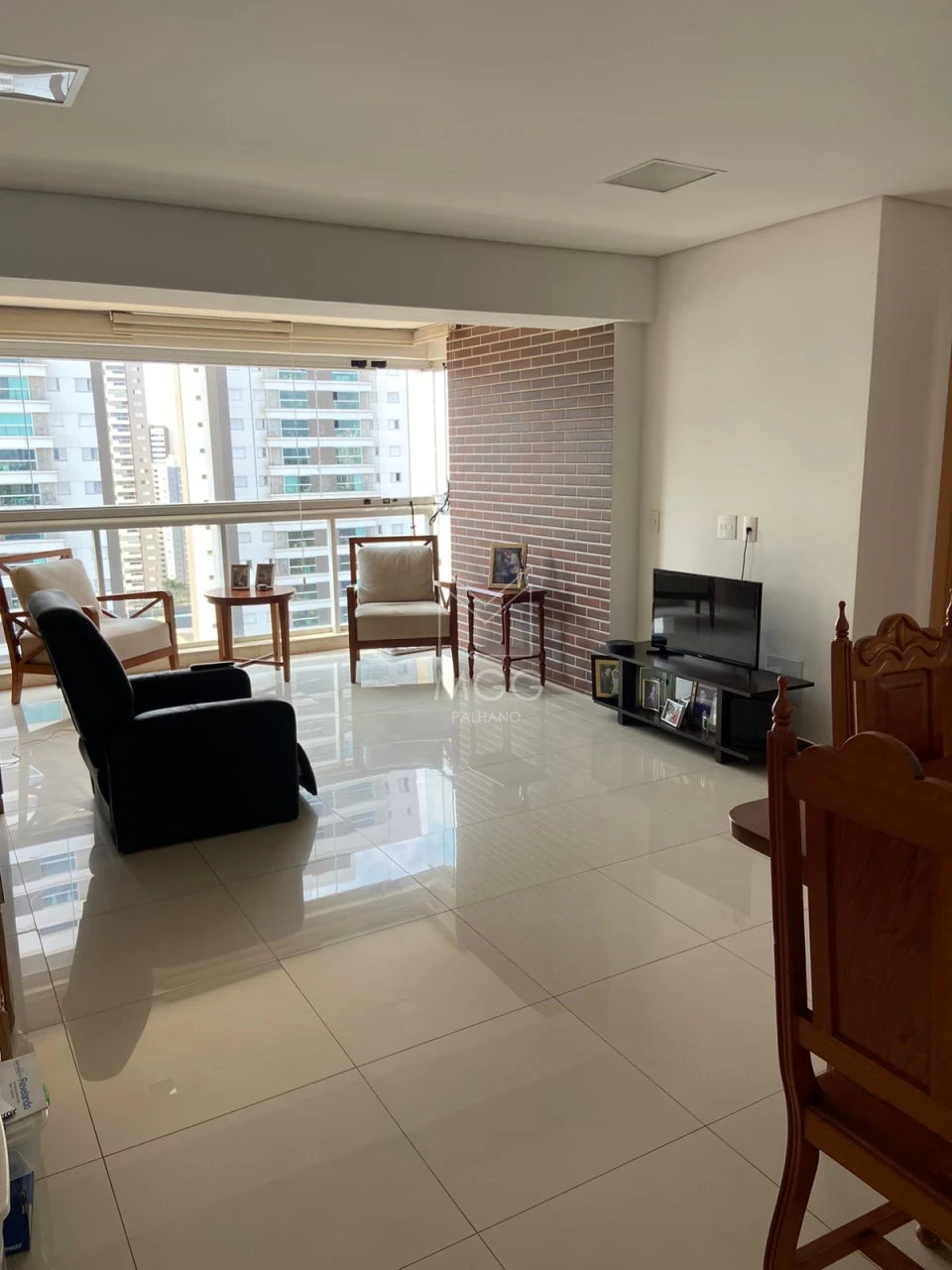 Edifício Poty Lazzarotto