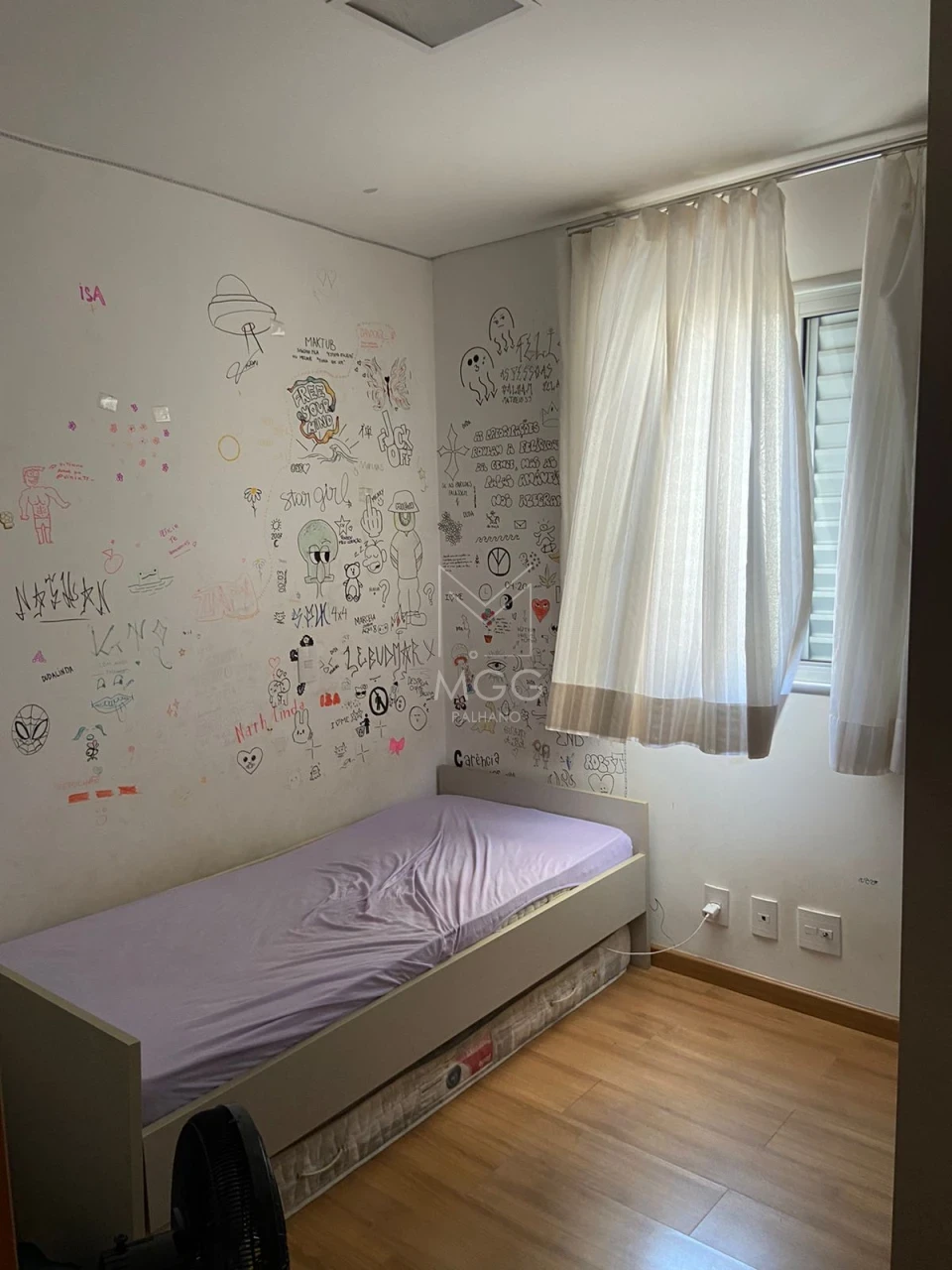 Edifício Poty Lazzarotto