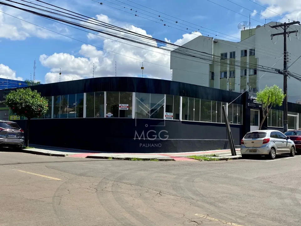 IMÓVEL COMERCIAL REBOUÇAS
