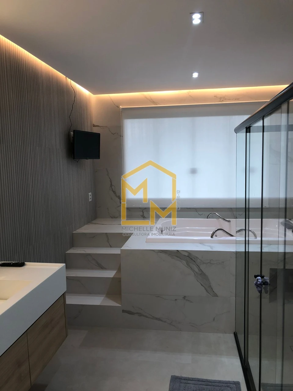 Imagens do imóveis CASA, 4 SUÍTES, JARDINS COIMBRA - MARITUBA