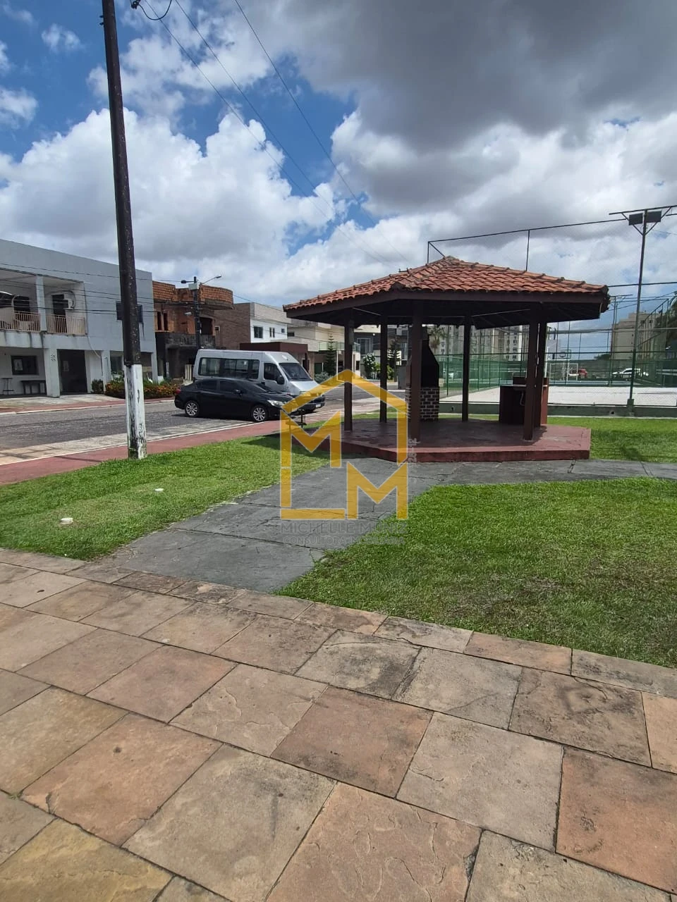 Imagens do imóveis Cidade Jardim 2  com 4 suítes , piscina  e mobiliada