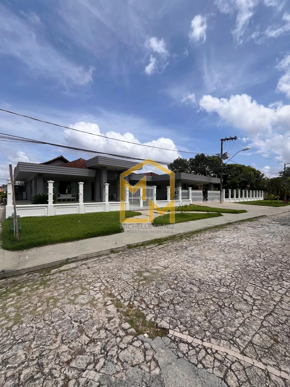 Imagens do imóveis CASA , 4 SUÍTES, CONDOMÍNIO JARDIM ITORORÓ - BELÉM
