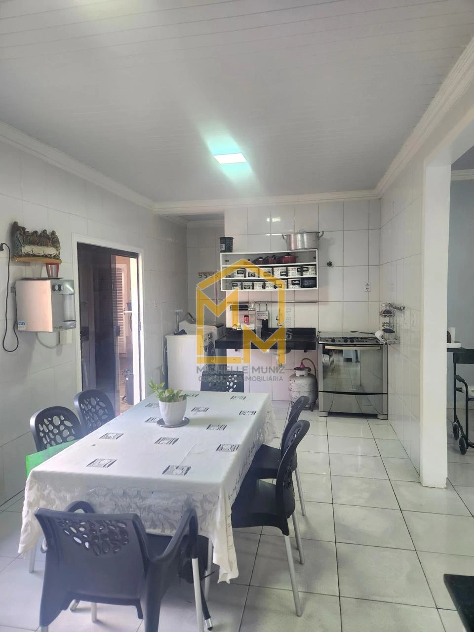 Imagens do imóveis CASA 3 QUARTOS NO MEDICi, AREA GOURMET, TRANQUILIDADE, BELEM