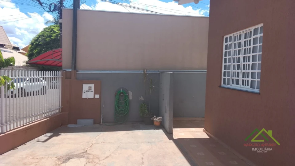 Imagens do imóveis Casa com 3 quartos e 1 suíte em Arapongas