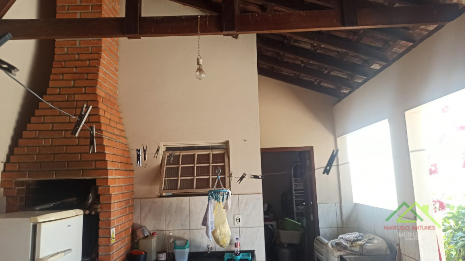 Casa com 3 quartos e 1 suíte Imagens do imóveis Casa com 3 quartos e 1 suíte
