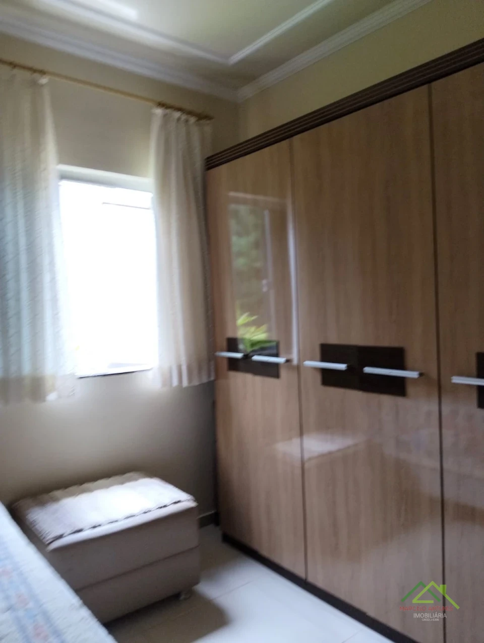 Imagens do imóveis Casa com 3 quartos e 1 suíte no Jd Alvorada em Cambé/PR