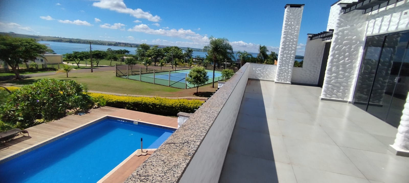 SOBRADO CONDOMINIO PORTO DAS ÁGUAS Imagens do imóveis SOBRADO CONDOMINIO PORTO DAS ÁGUAS