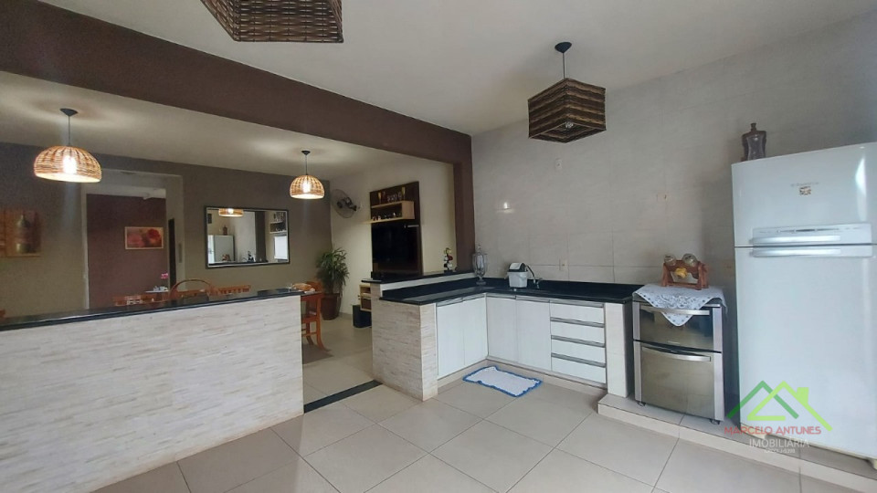 Casa com 2 suíte, uma com closet Imagens do imóveis Casa com 2 suíte, uma com closet