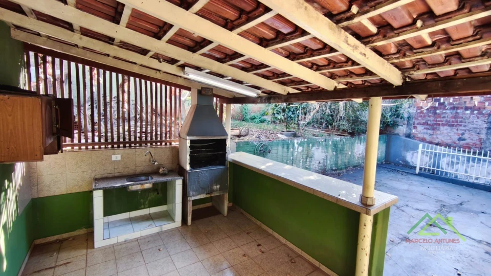 Imagens do imóveis Casa com 4 quartos e 1 suíte em Ibiporã