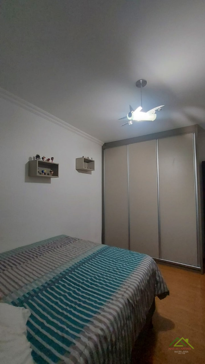 Casa com 2 suíte, uma com closet Imagens do imóveis Casa com 2 suíte, uma com closet