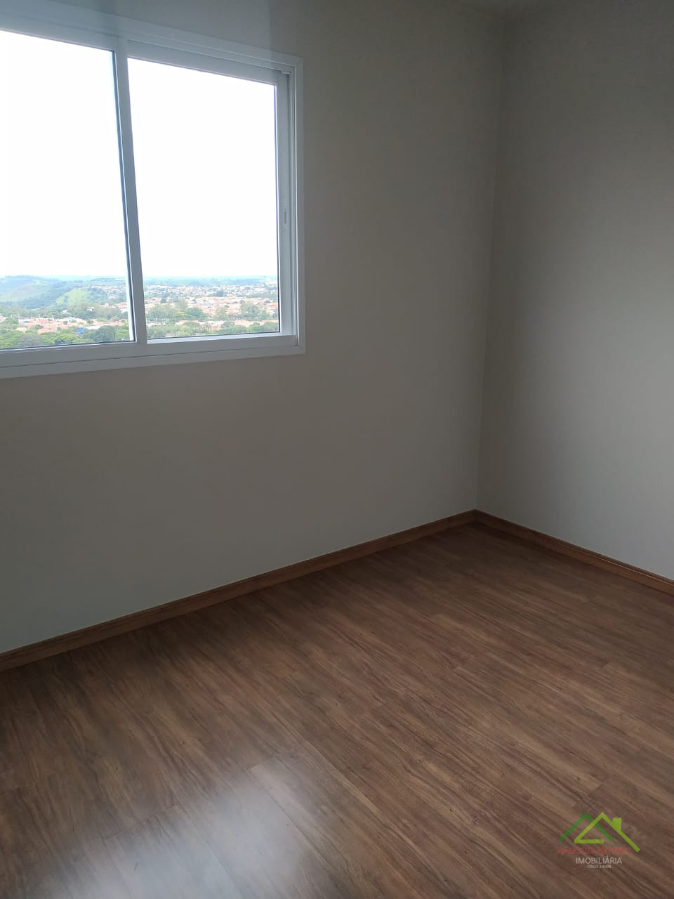 Imagens do imóveis Apartamento com 3 quartos e suíte alto da Av Inglaterra