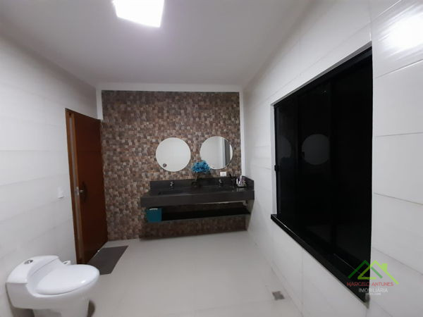 Sobrado com 3 quartos e suíte no Jardim Imperatriz em Cambé/PR Imagens do imóveis Sobrado com 3 quartos e suíte no Jardim Imperatriz em Cambé/PR