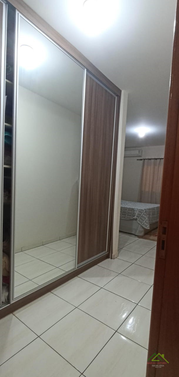 Casa com 3 quartos e 1 suíte e piscina em Cambé/PR Imagens do imóveis Casa com 3 quartos e 1 suíte e piscina em Cambé/PR