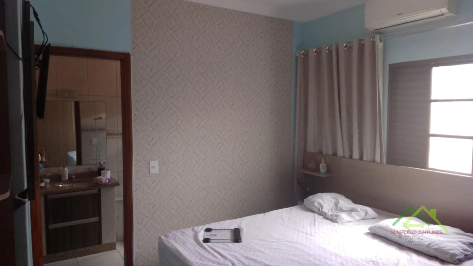 Imagens do imóveis Casa com 3 quartos e 1 suíte em Arapongas