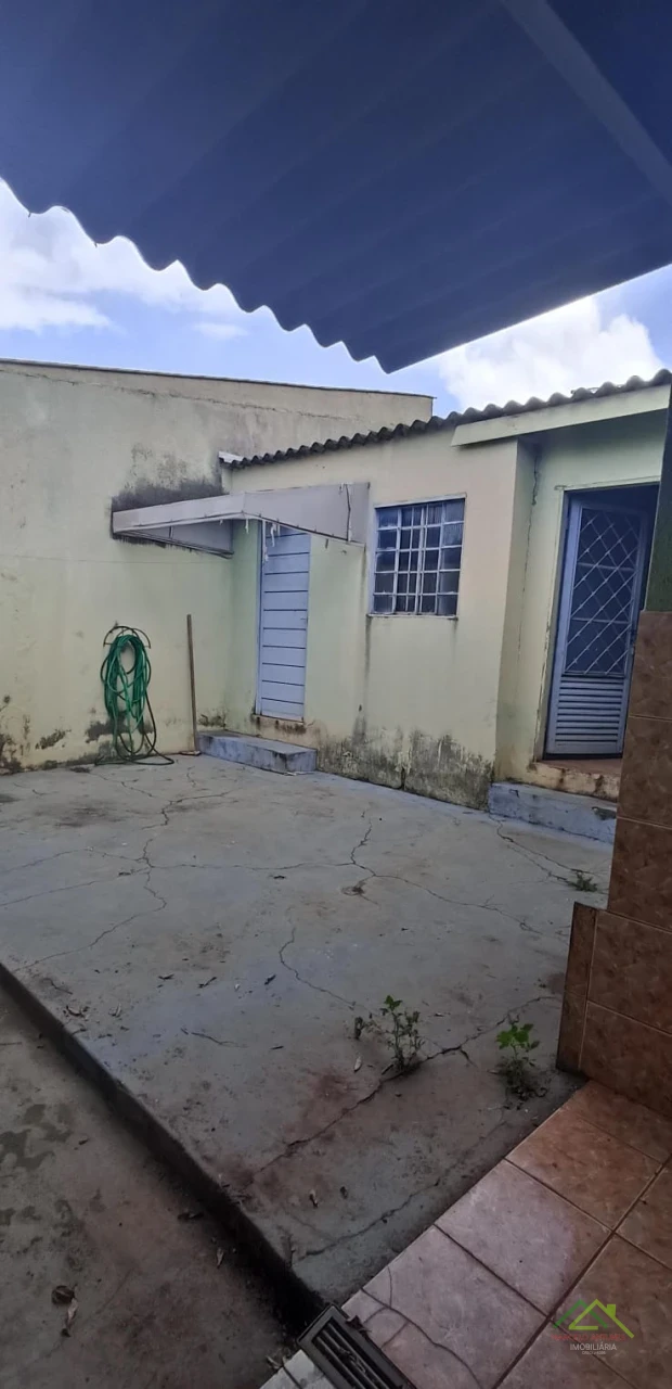 Imagens do imóveis Casa com 3 quartos e edícula nos fundos em Cambé