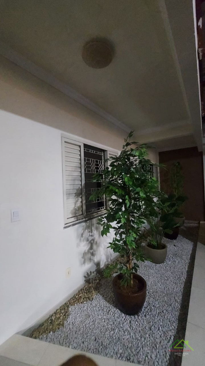 Casa com 2 suíte, uma com closet Imagens do imóveis Casa com 2 suíte, uma com closet
