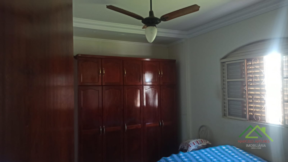 Casa com 3 quartos e 1 suíte Imagens do imóveis Casa com 3 quartos e 1 suíte