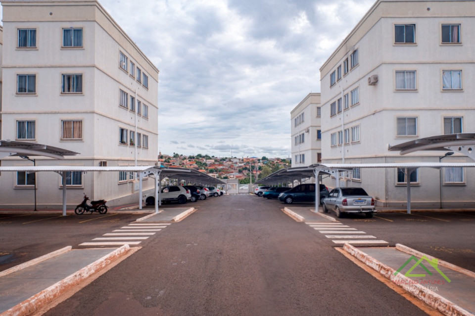 Imagens do imóveis Condomínio Terra de Santa Cruz