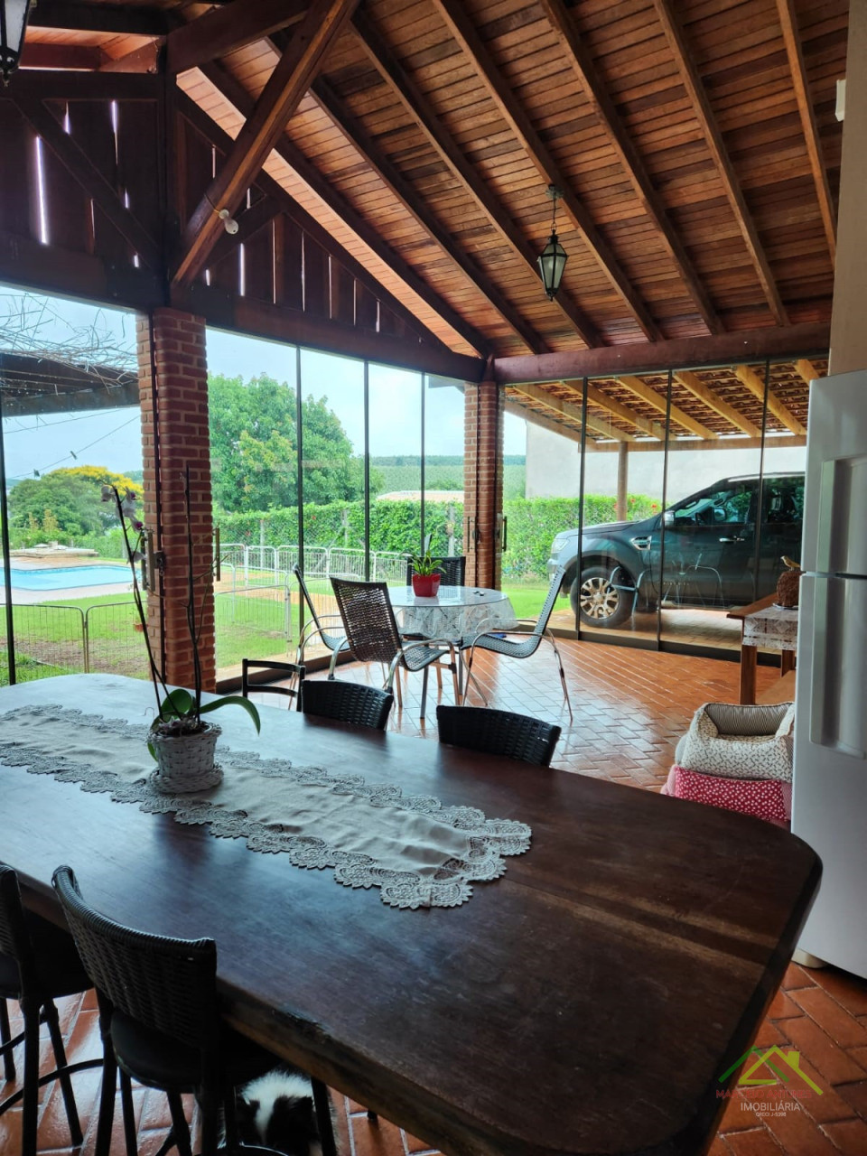 Casa em condomínio com 4 quartos e piscina Imagens do imóveis Casa em condomínio com 4 quartos e piscina