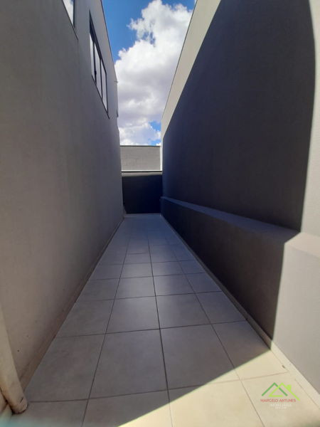 Sobrado com 3 quartos e suíte no Jardim Imperatriz em Cambé/PR Imagens do imóveis Sobrado com 3 quartos e suíte no Jardim Imperatriz em Cambé/PR