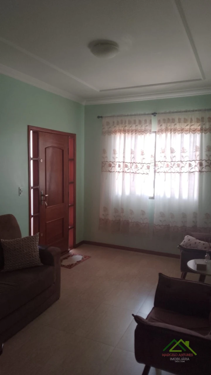 Imagens do imóveis Casa com 3 quartos e 1 suíte em Arapongas