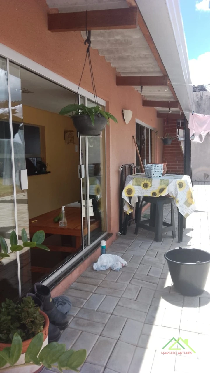 Imagens do imóveis Casa com 3 quartos e 1 suíte em Arapongas