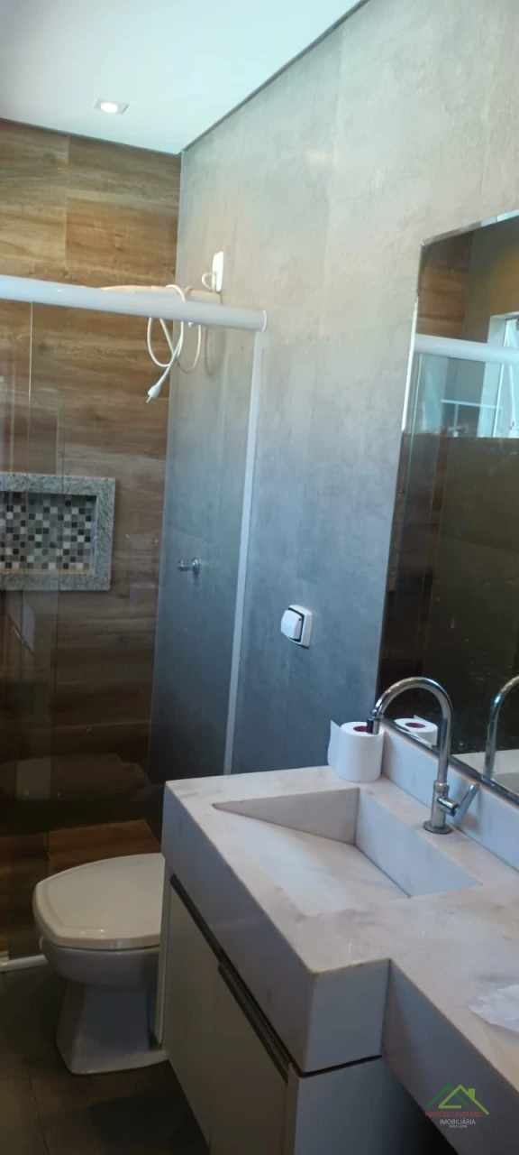 Imagens do imóveis Casa c/ piscina 3 quartos uma suíte com hidro e closet Jd Alvorada em Cambé