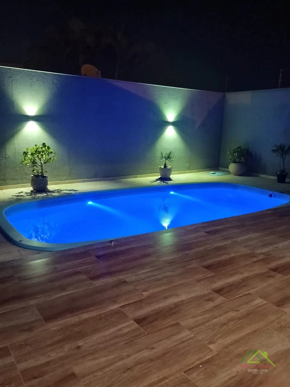 Imagens do imóveis Casa c/ piscina 3 quartos uma suíte com hidro e closet Jd Alvorada em Cambé