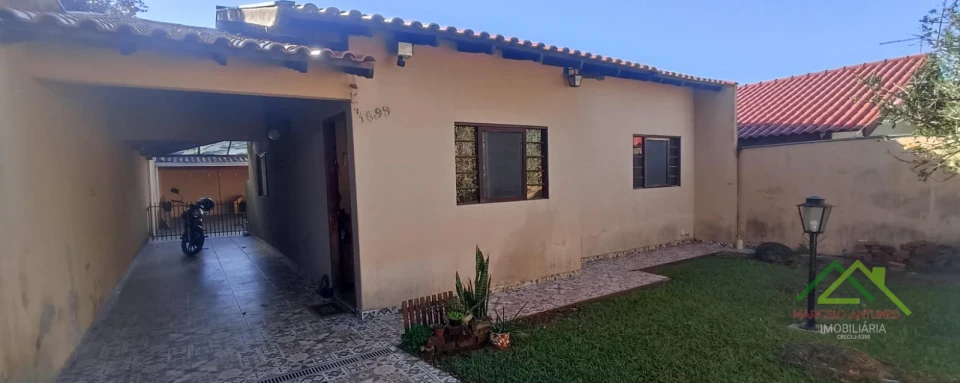 Imagens do imóveis Casa com 2 quartos terreno inteiro em Bairro próximo ao Centro de Rolândia
