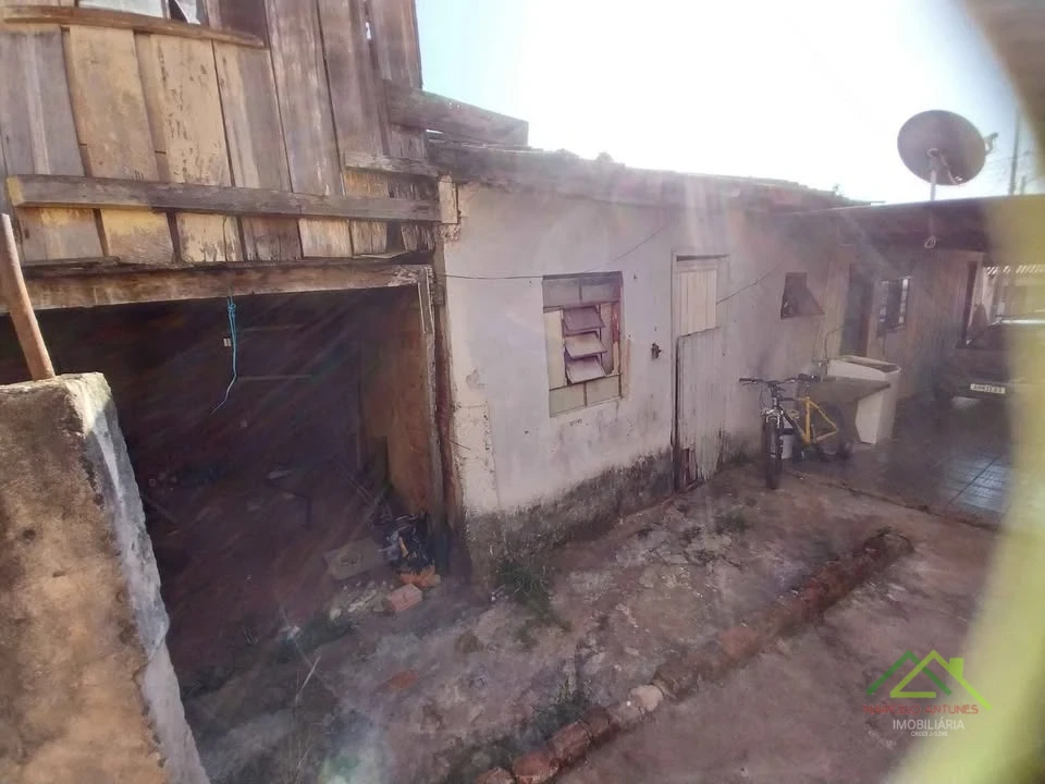 Imagens do imóveis Propriedade com 746m² de terreno e 3 casas na Villa Mesquita em Cambé/PR.