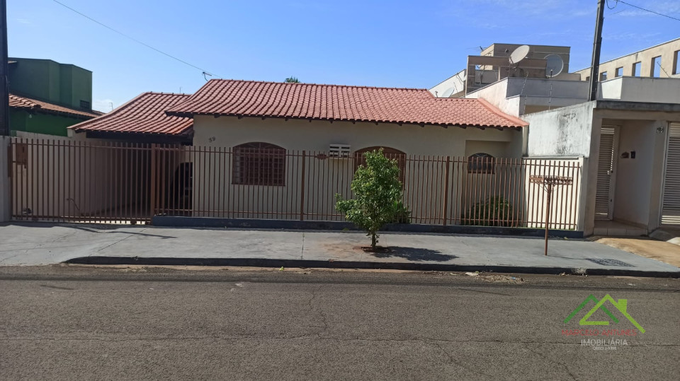 Casa com 3 quartos e 1 suíte Imagens do imóveis Casa com 3 quartos e 1 suíte