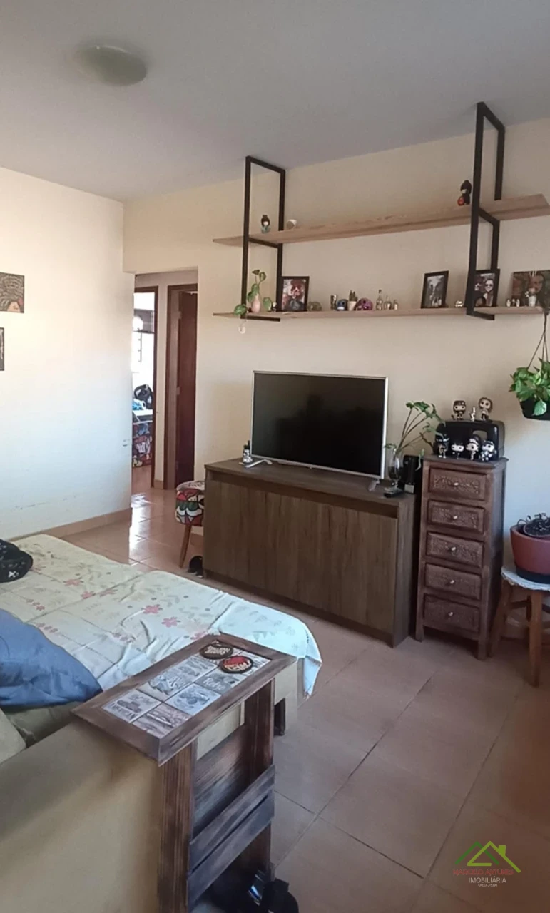 Imagens do imóveis Casa com 2 quartos terreno inteiro em Bairro próximo ao Centro de Rolândia