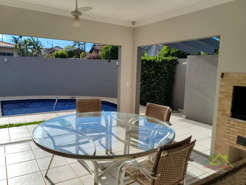 Imagens do imóveis Casa Alto Padrão com3 quartos e suíte máster