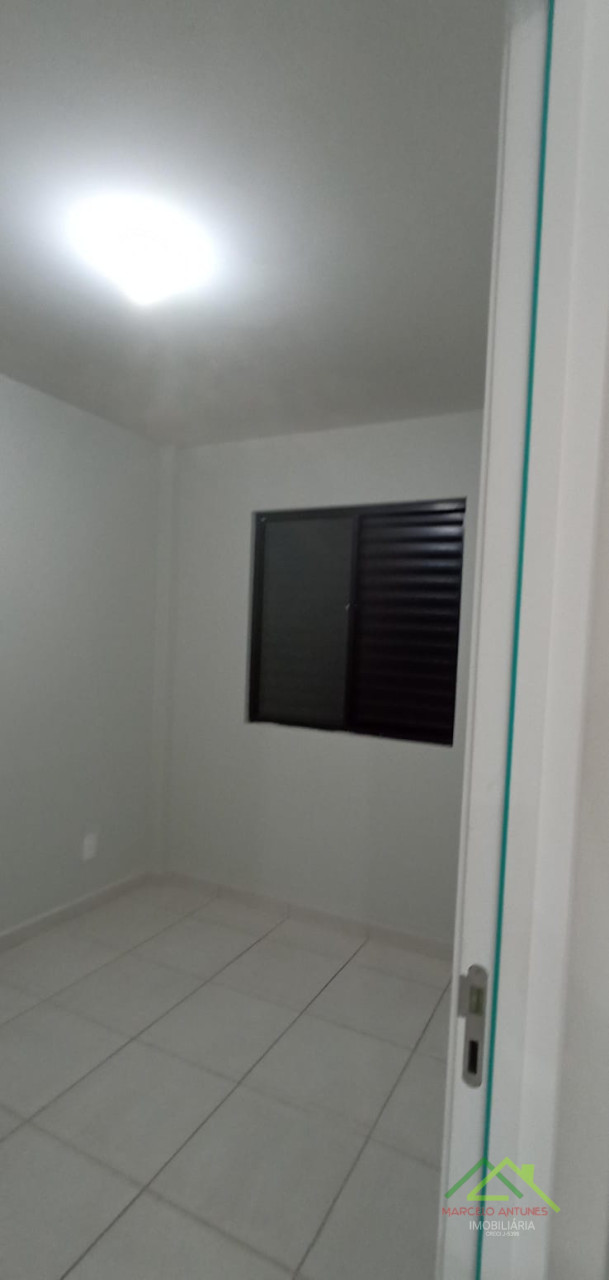 Apartamento com 2 quartos e sacada com churrasqueira Imagens do imóveis Apartamento com 2 quartos e sacada com churrasqueira