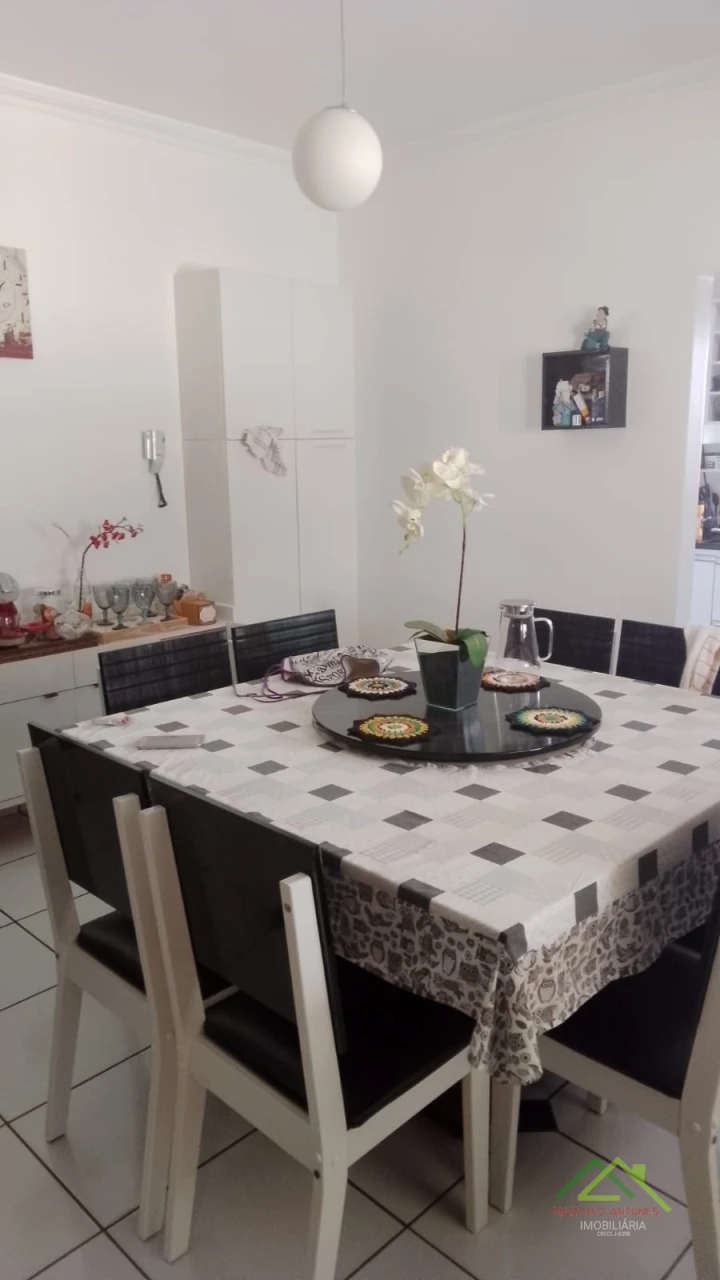 Imagens do imóveis Casa com 3 quartos e 1 suíte em Arapongas