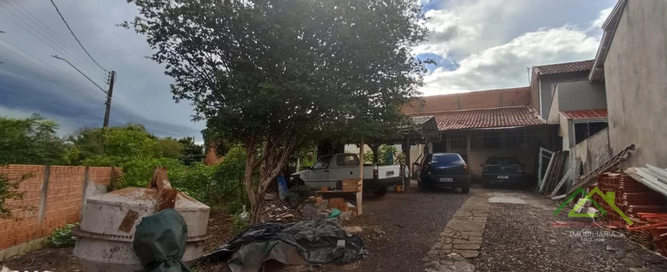 Imagens do imóveis Edícula com 2 quartos em terreno de 608m² em Cambé