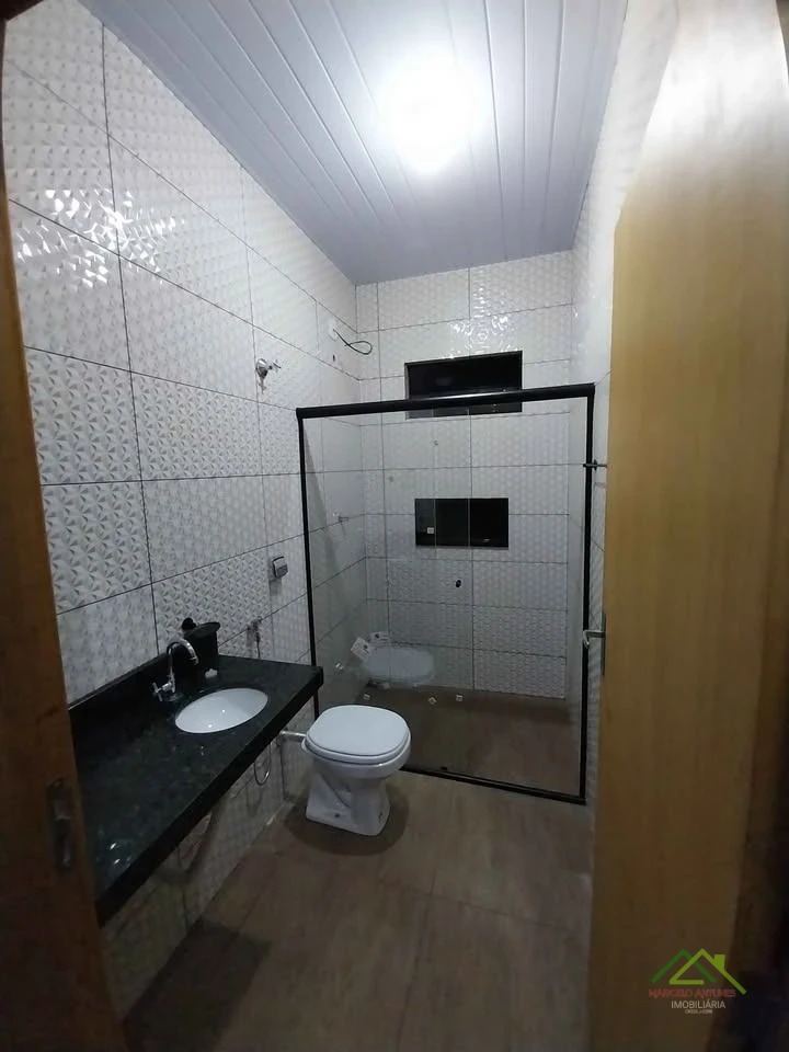 Imagens do imóveis 2 Casas em terreno de 250m² no Jd. Andaluzia em Cambé