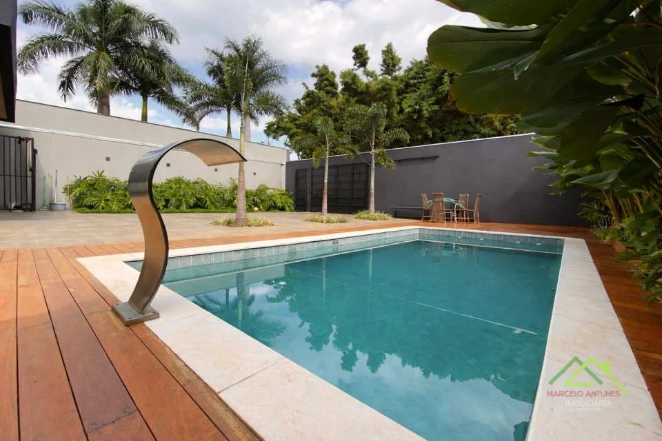 Imagens do imóveis Casa com 2 quartos e piscina em Cambé